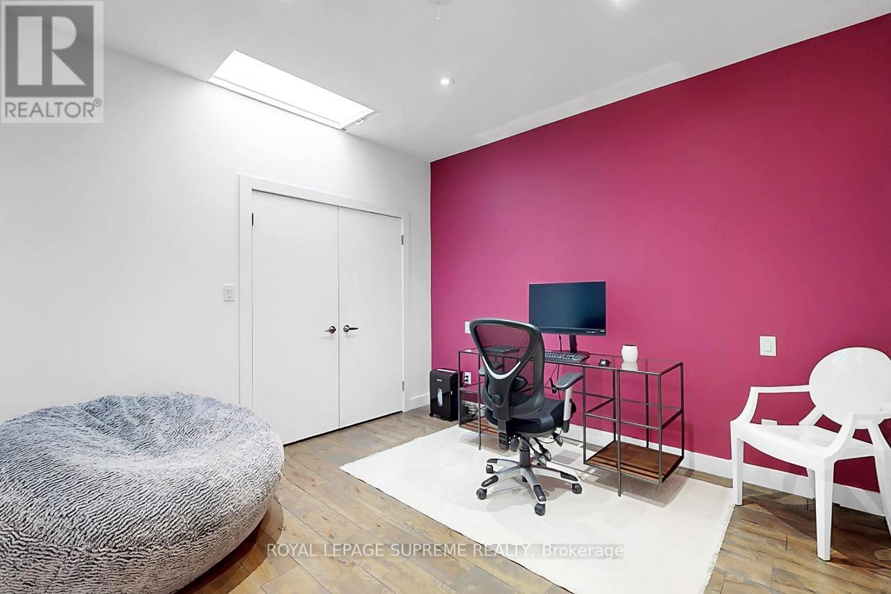 291 Gilbert Avenue, Toronto, Ontario  M6E 4W8 - Photo 25 - W12206535
