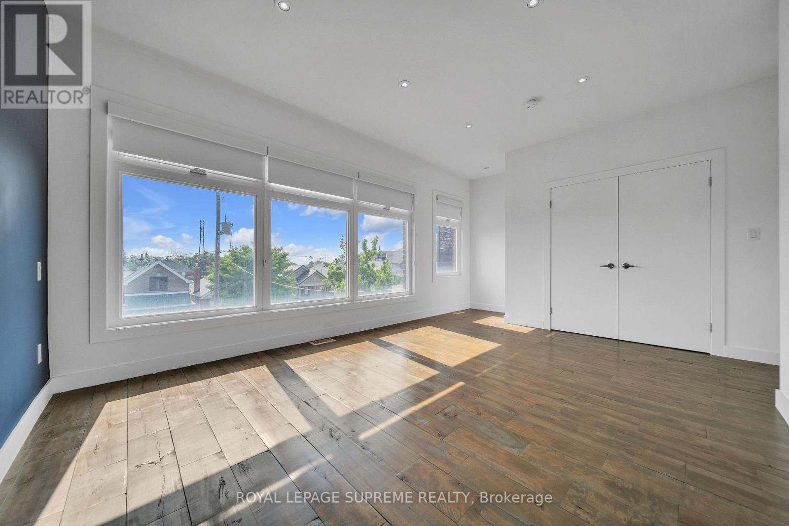 291 Gilbert Avenue, Toronto, Ontario  M6E 4W8 - Photo 21 - W12206535