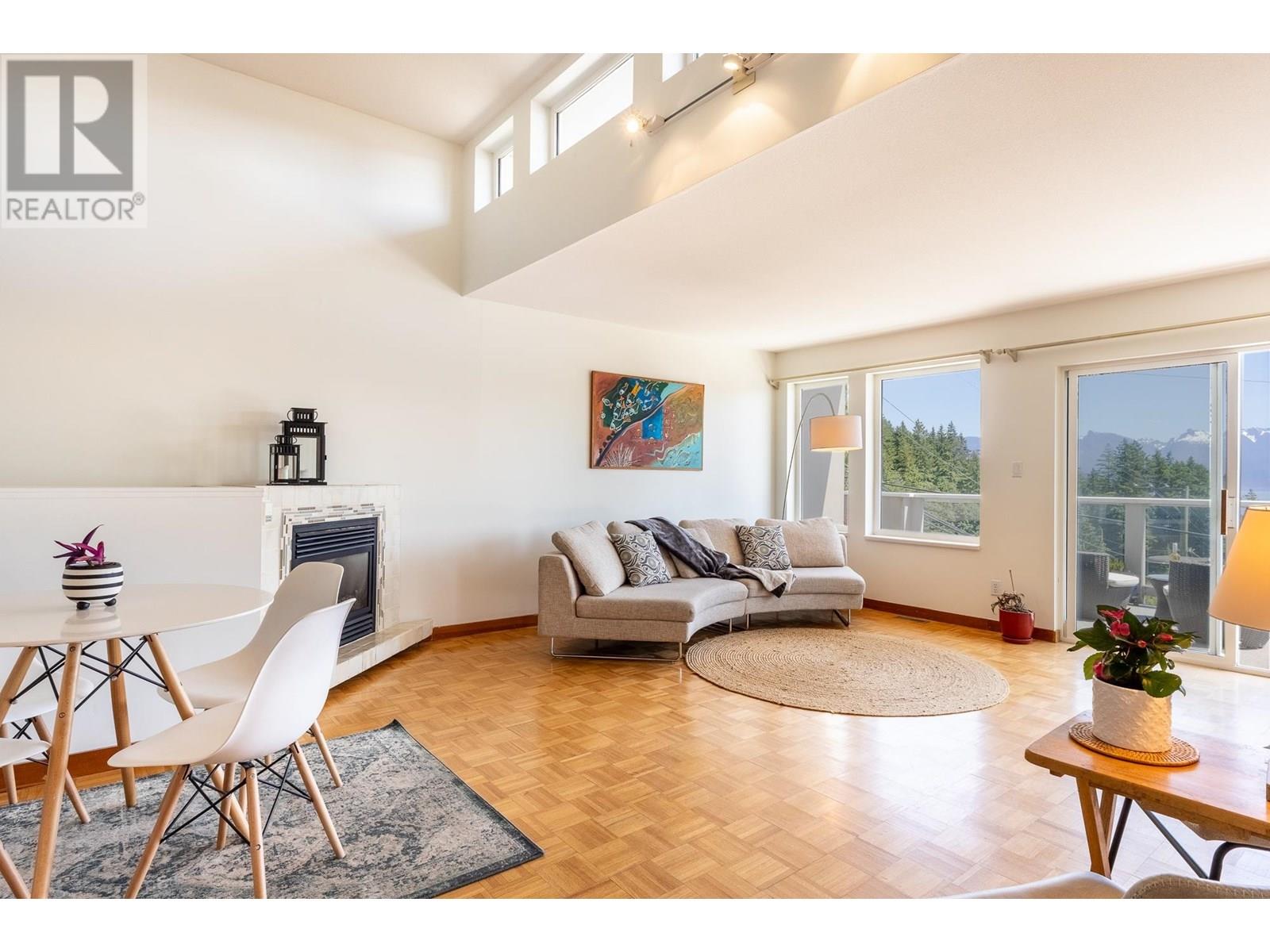 511 Central Avenue, Gibsons, British Columbia  V0N 1V1 - Photo 10 - R3012638