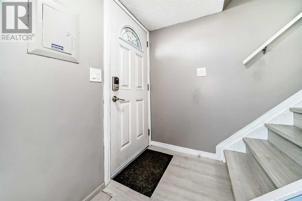 150, 3809 45 Street Sw, Calgary, Alberta  T3E 3H4 - Photo 3 - A2229437