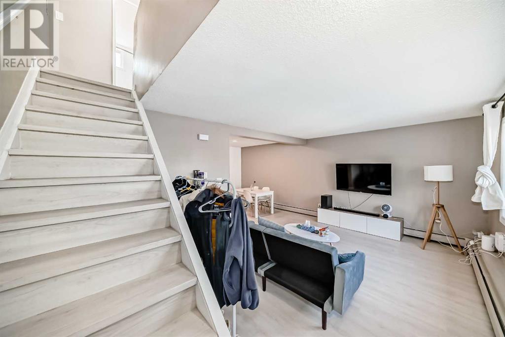 150, 3809 45 Street Sw, Calgary, Alberta  T3E 3H4 - Photo 4 - A2229437