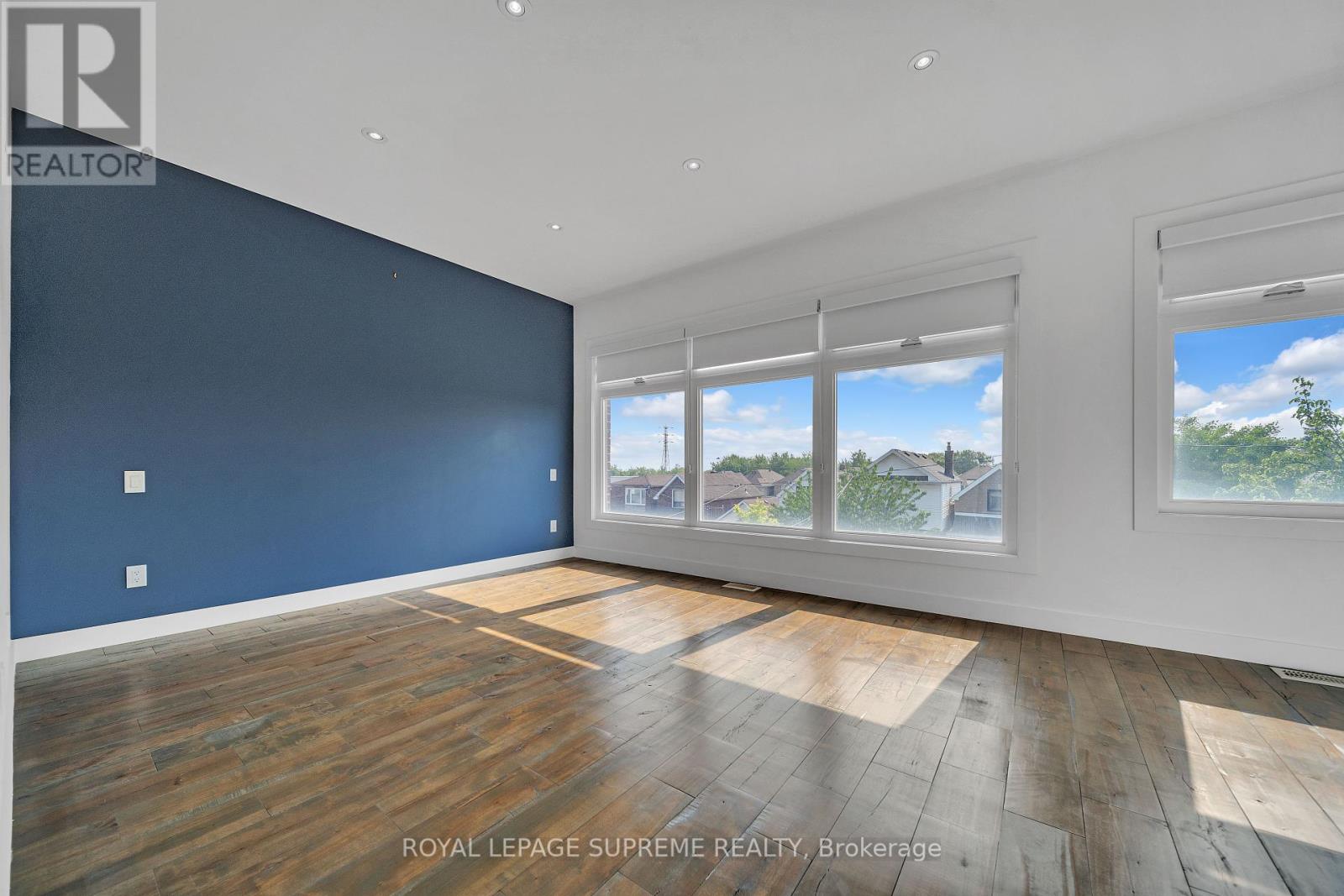 291 Gilbert Avenue, Toronto, Ontario  M6E 4W8 - Photo 19 - W12206535