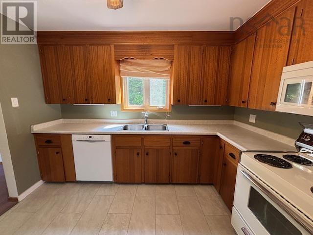 293 Kydd Street, Bridgewater, Nova Scotia  B4V 3H2 - Photo 28 - 202513723