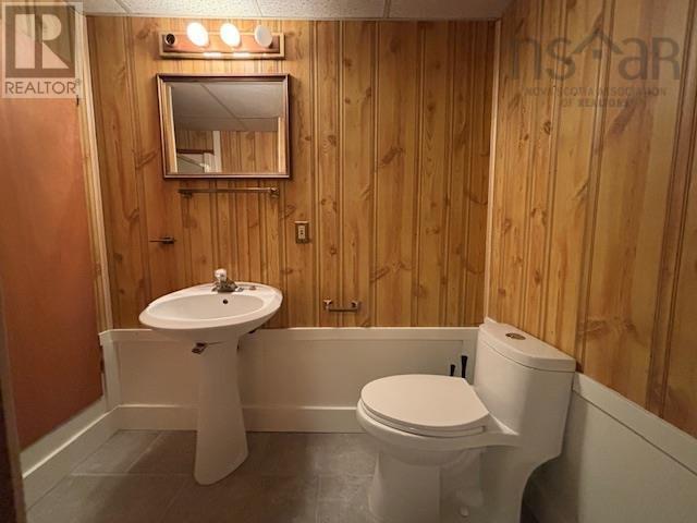 293 Kydd Street, Bridgewater, Nova Scotia  B4V 3H2 - Photo 37 - 202513723