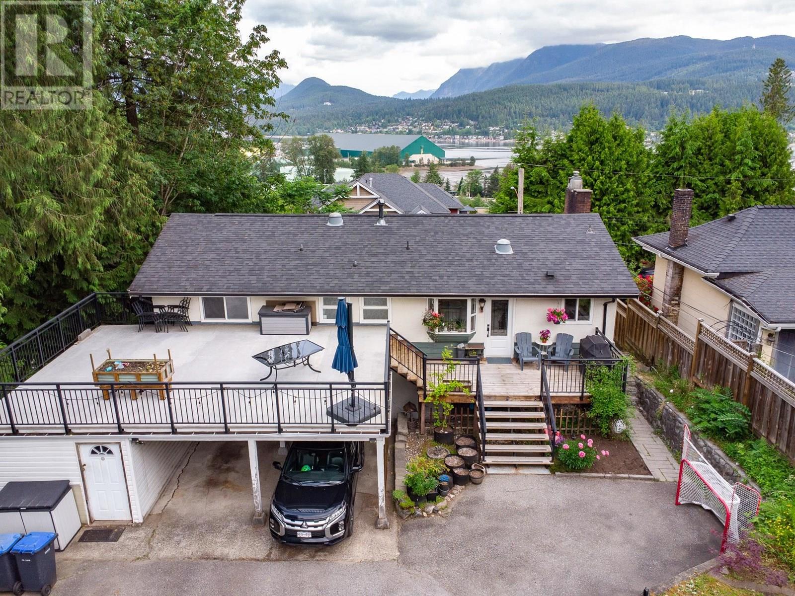 2317 St George Street, Port Moody, British Columbia  V3H 2G3 - Photo 5 - R3013686