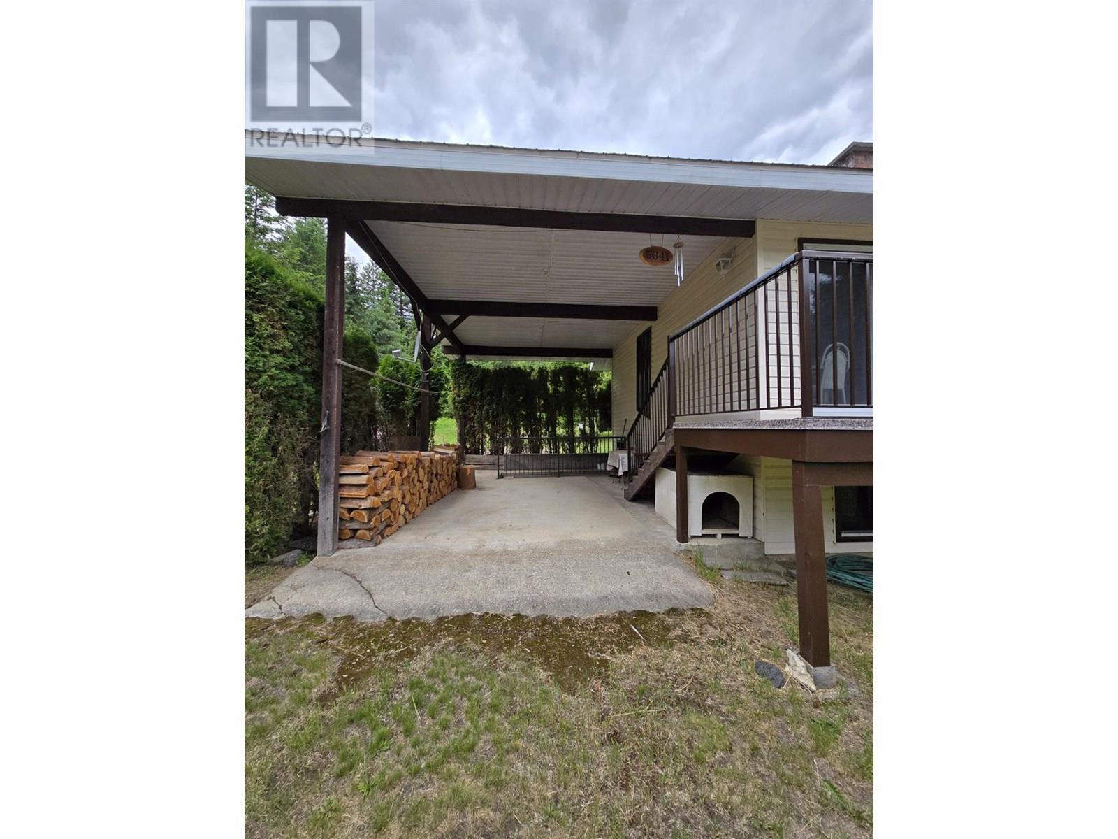 Property at 5641 Slocan River Road image 3