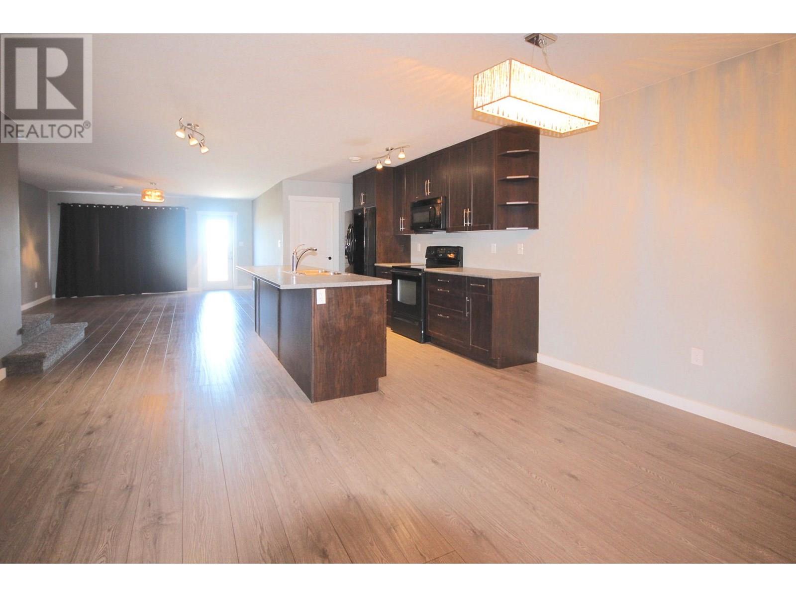 8215 18 Street, Dawson Creek, British Columbia  V1G 4E2 - Photo 21 - 10351194
