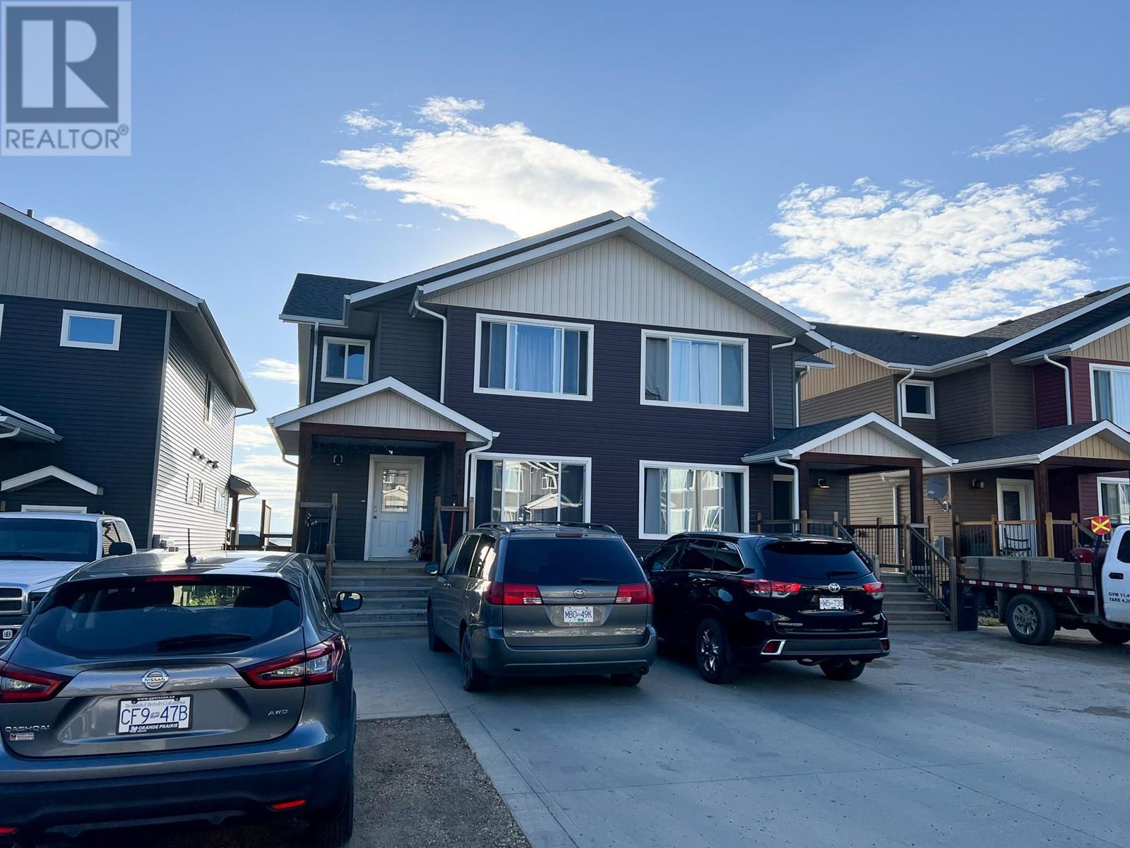 8215 18 Street, Dawson Creek, British Columbia  V1G 4E2 - Photo 1 - 10351194