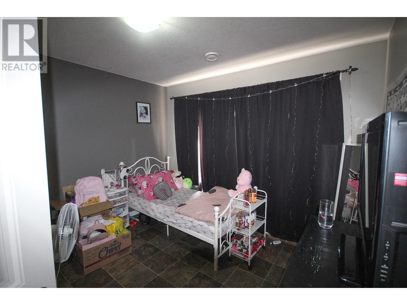 8215 18 Street, Dawson Creek, British Columbia  V1G 4E2 - Photo 11 - 10351194