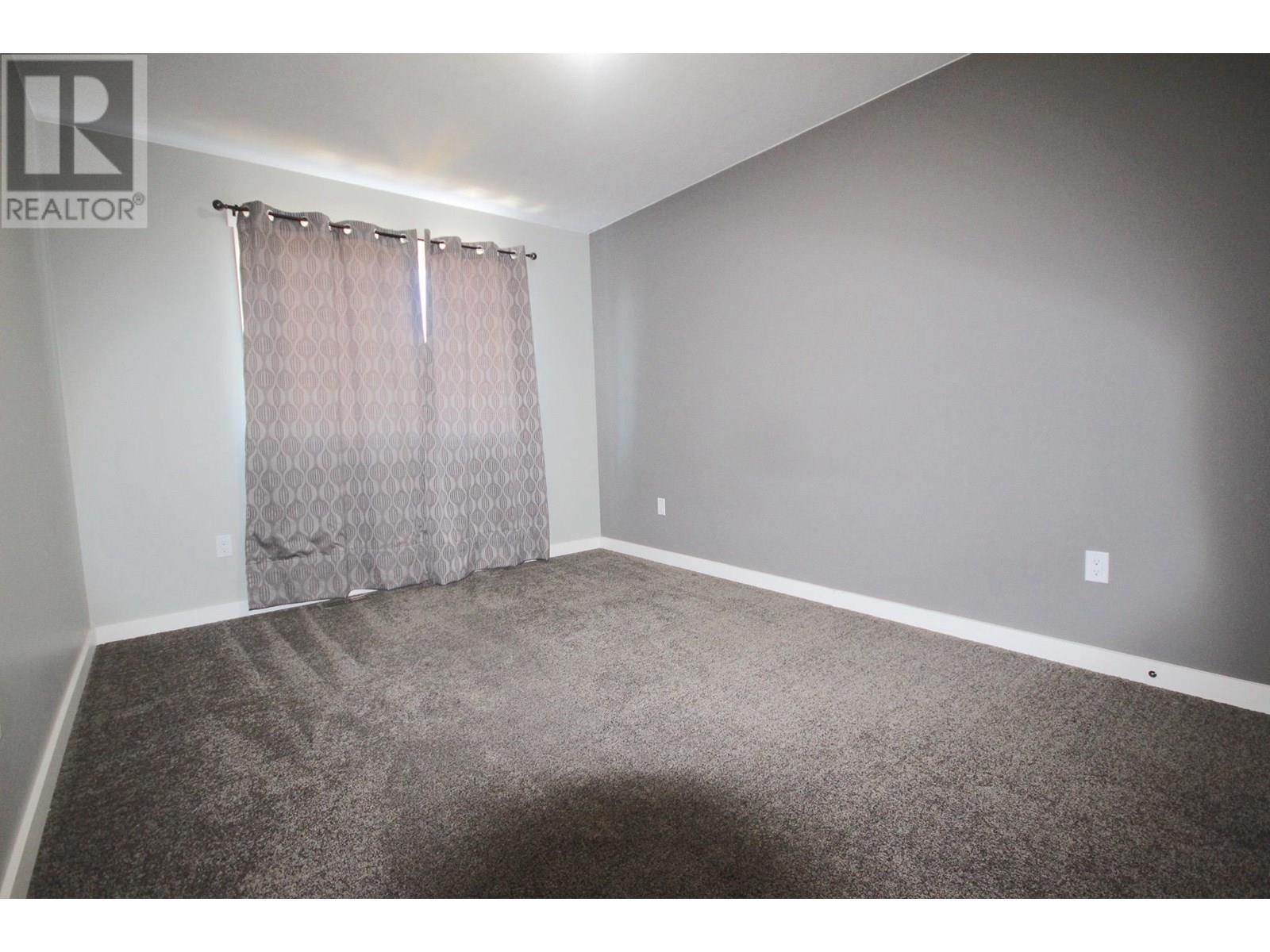 8215 18 Street, Dawson Creek, British Columbia  V1G 4E2 - Photo 28 - 10351194