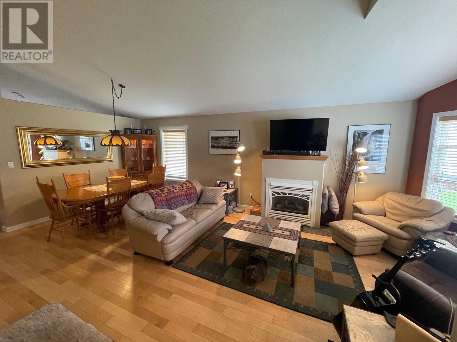 1858 Western Way, Grand Forks, British Columbia  V0H 1H2 - Photo 11 - 10351328