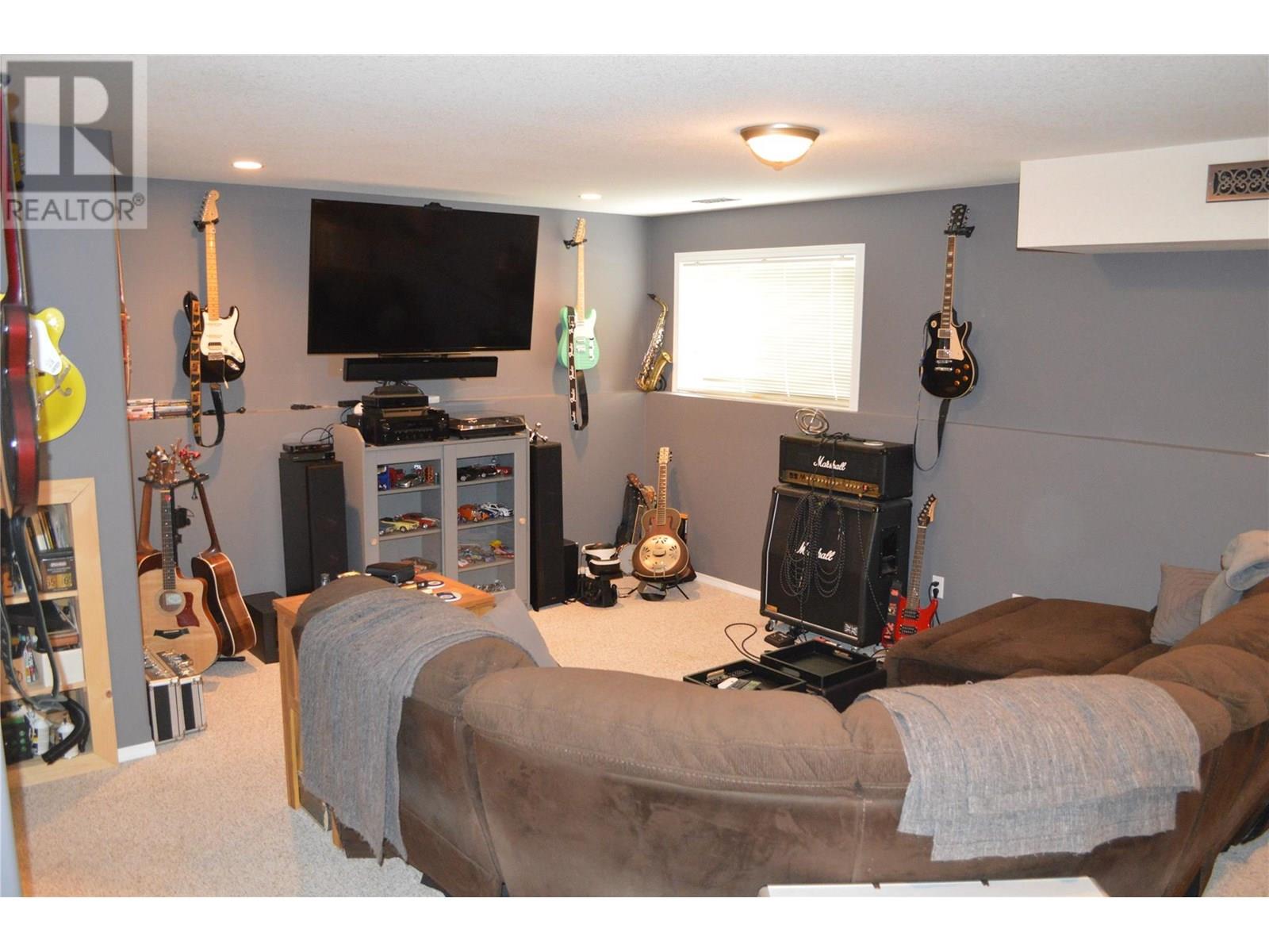 1858 Western Way, Grand Forks, British Columbia  V0H 1H2 - Photo 21 - 10351328