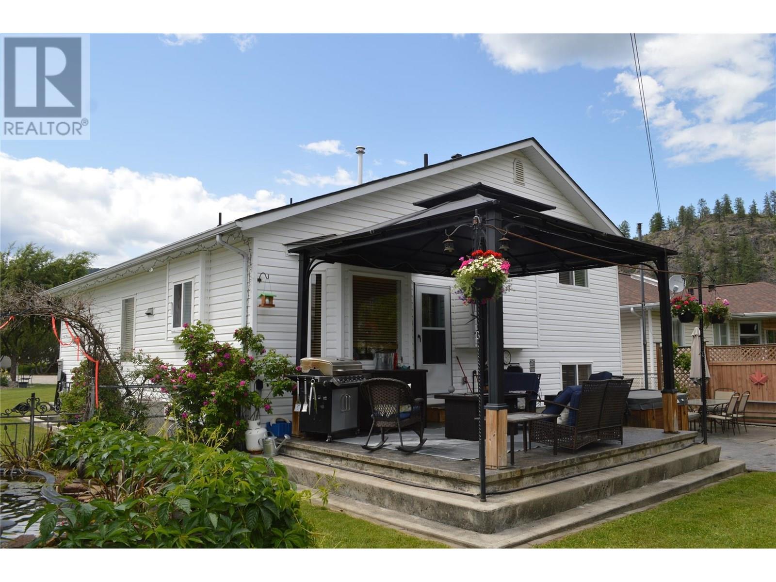 1858 Western Way, Grand Forks, British Columbia  V0H 1H2 - Photo 54 - 10351328