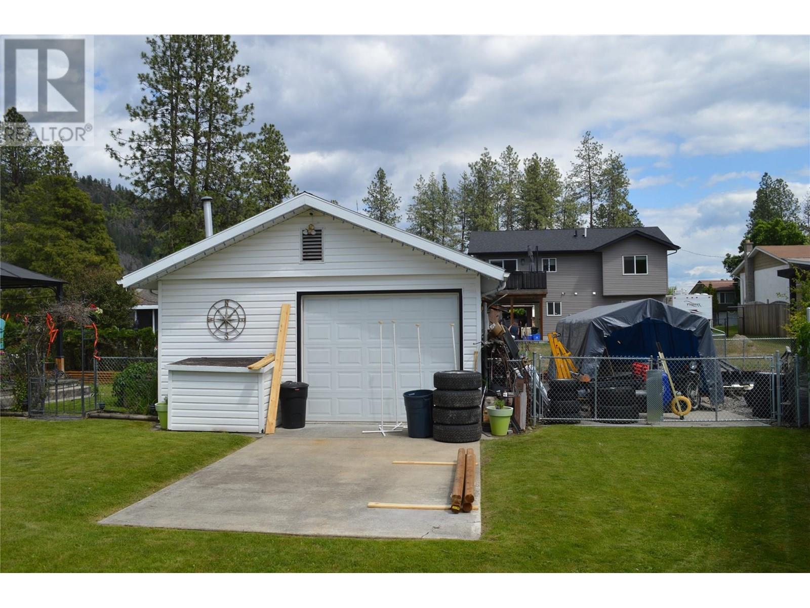 1858 Western Way, Grand Forks, British Columbia  V0H 1H2 - Photo 60 - 10351328