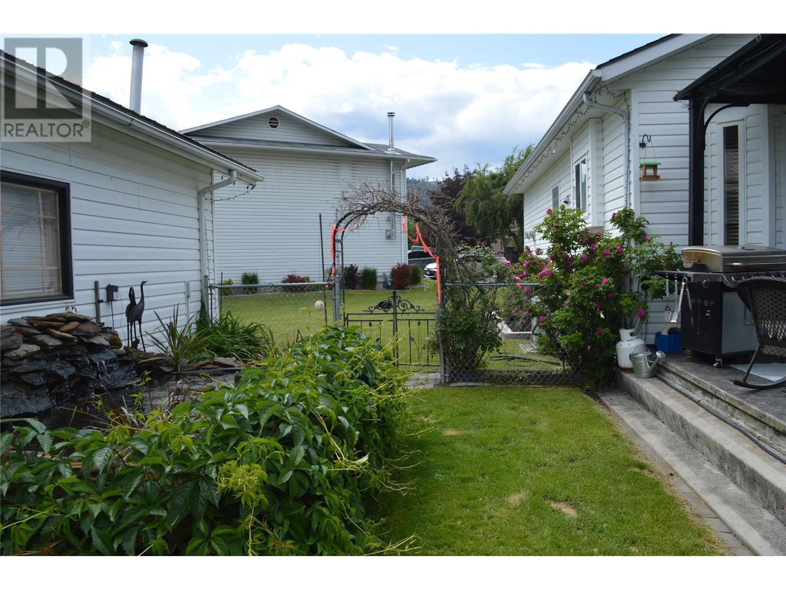 1858 Western Way, Grand Forks, British Columbia  V0H 1H2 - Photo 56 - 10351328