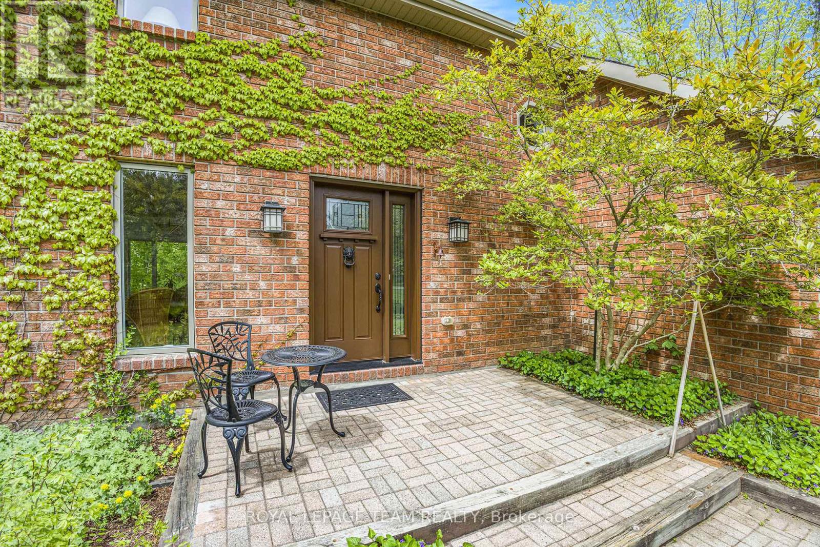 2259 Fitzroy Street, Ottawa, Ontario  K0A 1X0 - Photo 8 - X12210425
