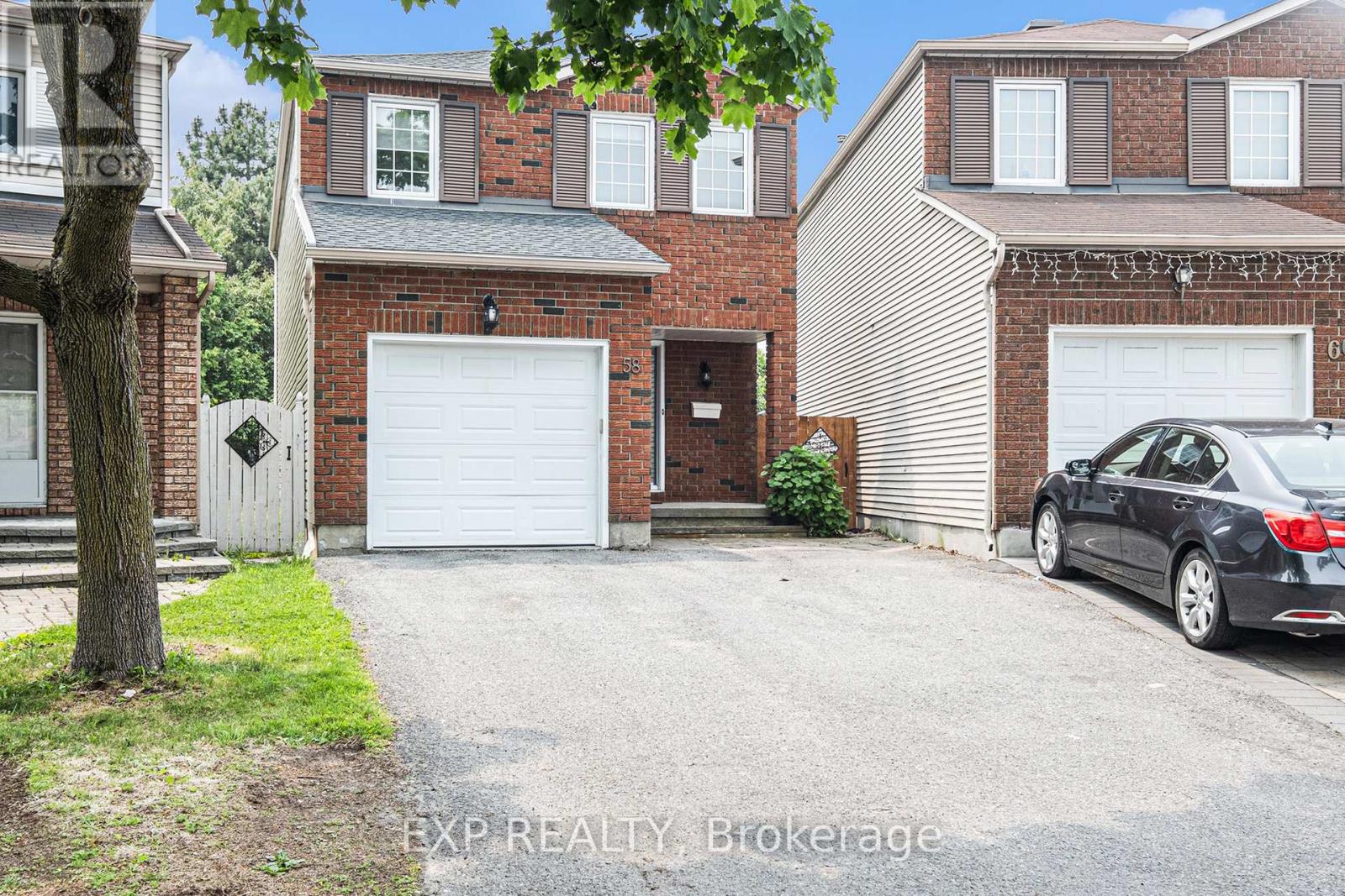 58 Raj Terrace, Ottawa, Ontario  K1G 4T6 - Photo 2 - X12210443