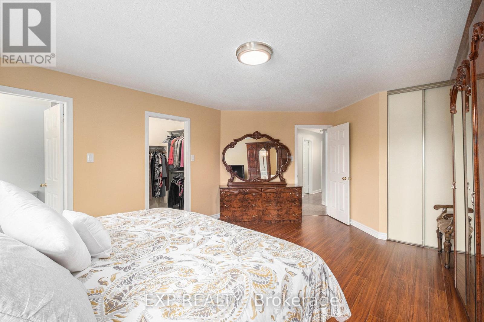 58 Raj Terrace, Ottawa, Ontario  K1G 4T6 - Photo 22 - X12210443