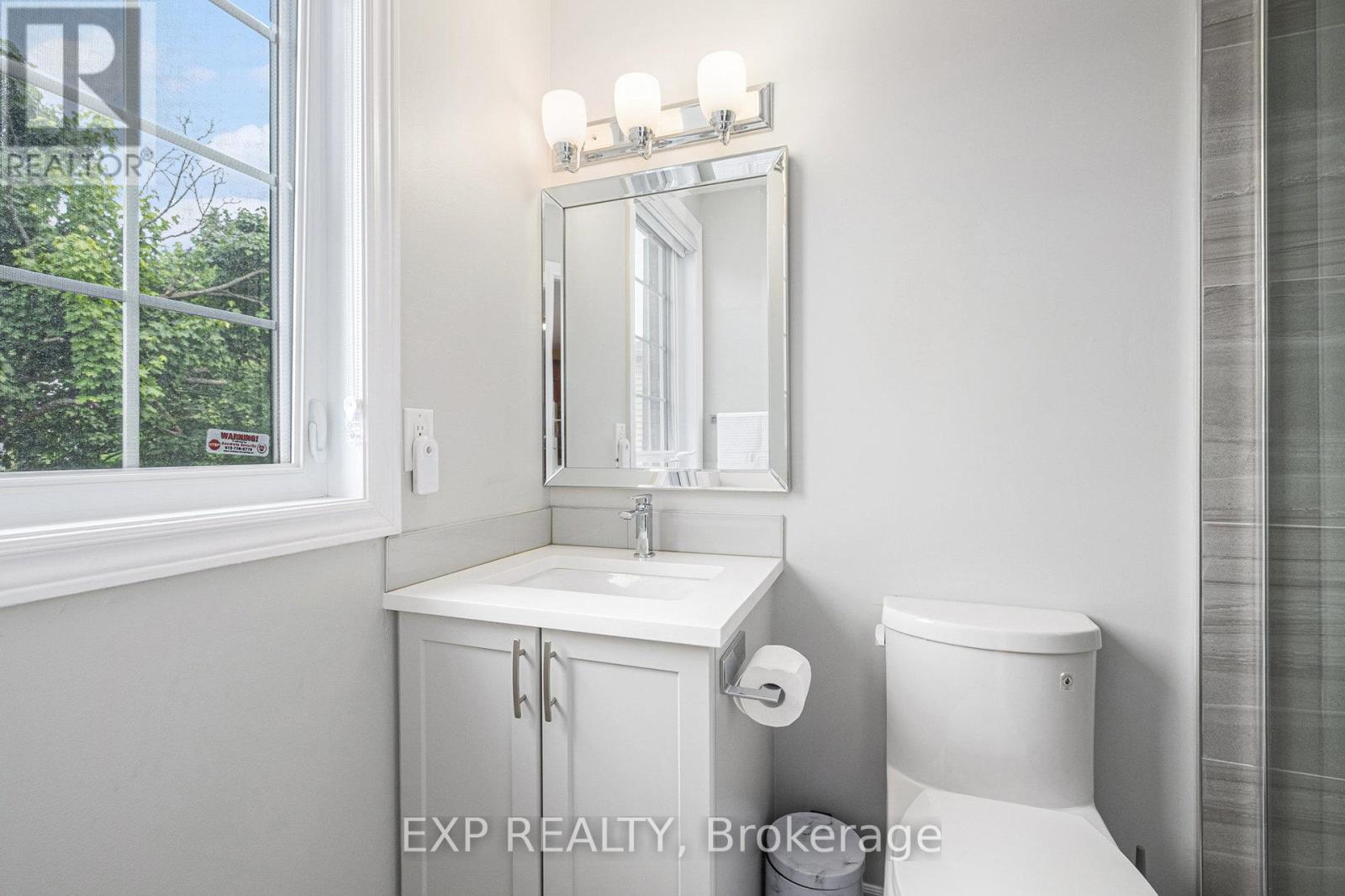 58 Raj Terrace, Ottawa, Ontario  K1G 4T6 - Photo 23 - X12210443