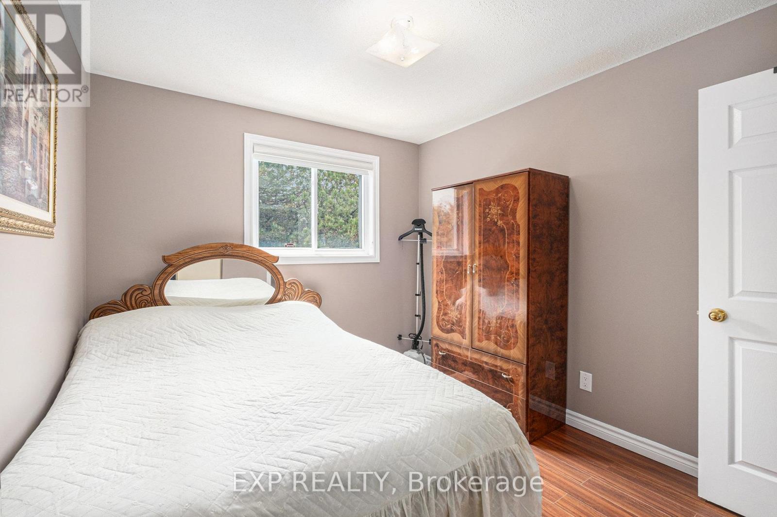 58 Raj Terrace, Ottawa, Ontario  K1G 4T6 - Photo 28 - X12210443