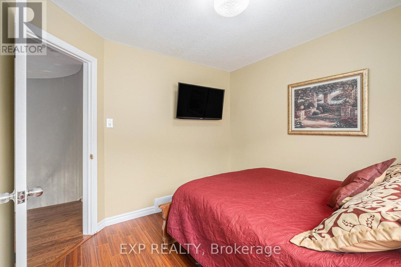 58 Raj Terrace, Ottawa, Ontario  K1G 4T6 - Photo 31 - X12210443