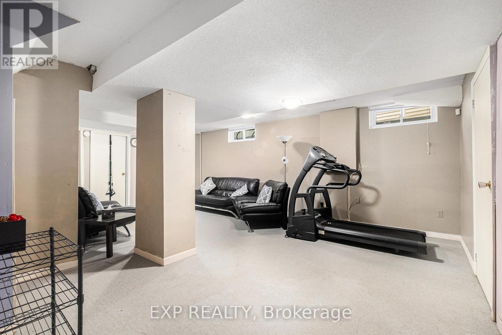 58 Raj Terrace, Ottawa, Ontario  K1G 4T6 - Photo 32 - X12210443