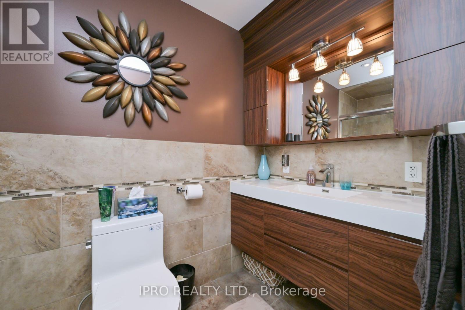 44 Marblehead Crescent, Brampton, Ontario  L6S 2V1 - Photo 16 - W12205265
