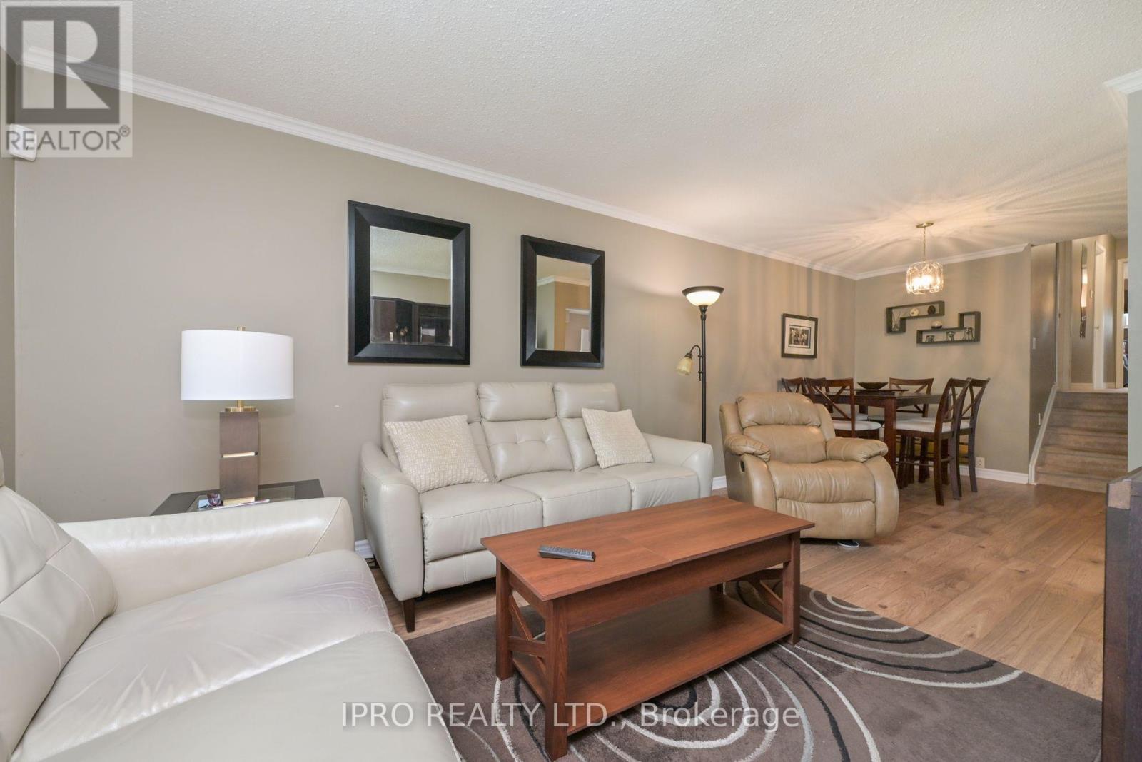 44 Marblehead Crescent, Brampton, Ontario  L6S 2V1 - Photo 13 - W12205265