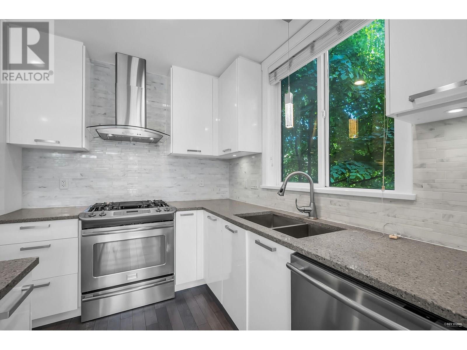 1 100 Wood Street, New Westminster, British Columbia  V3M 0H6 - Photo 32 - R3013595