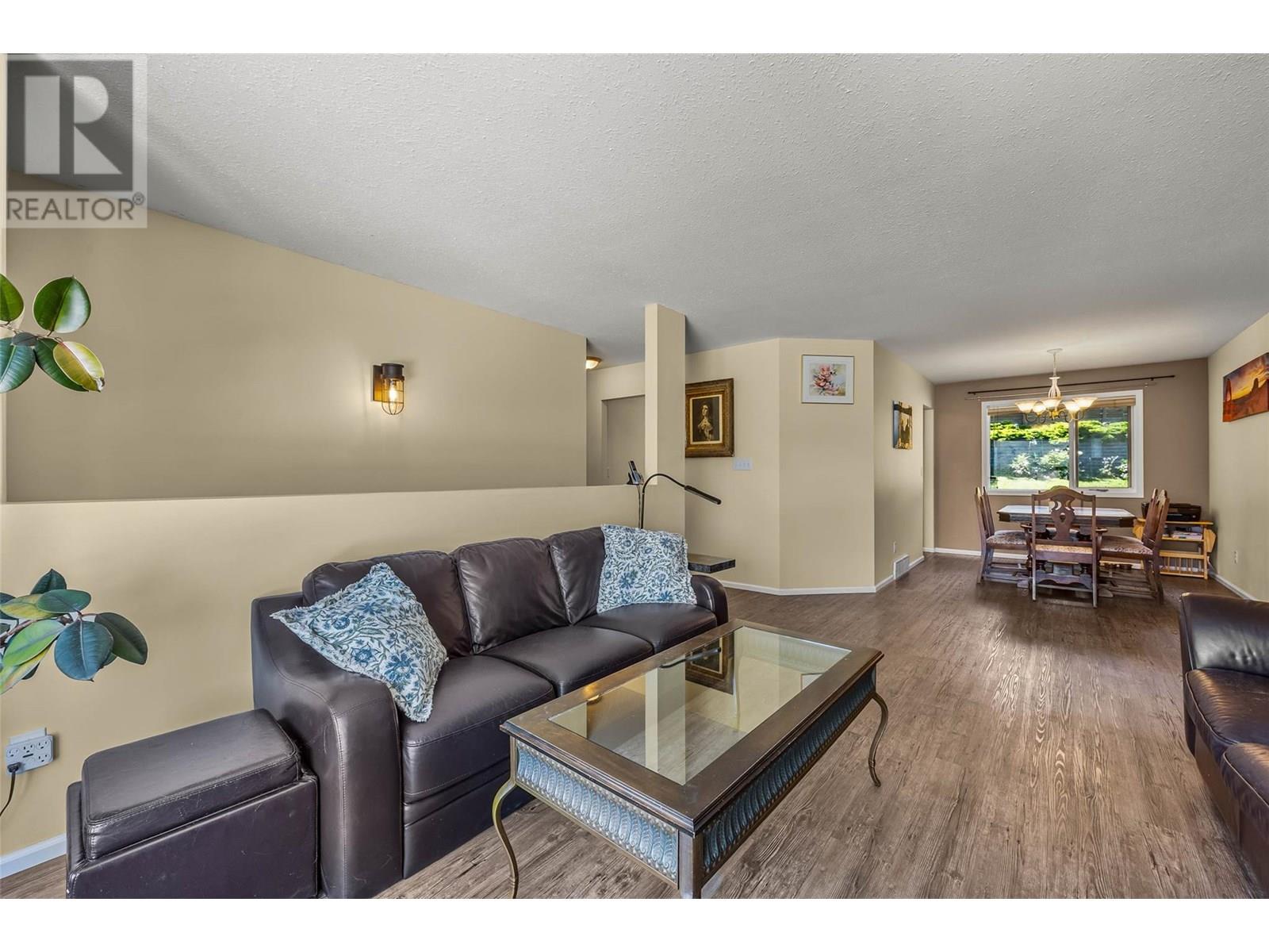 2869 Squamish Court, Kamloops, British Columbia  V2E 2K9 - Photo 9 - 10351617
