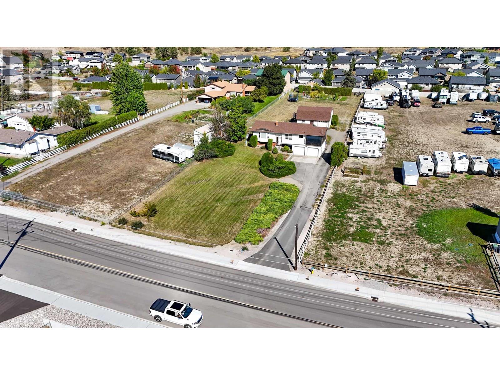 3116 Appaloosa Road, Kelowna, British Columbia  V1V 2G9 - Photo 2 - 10345664