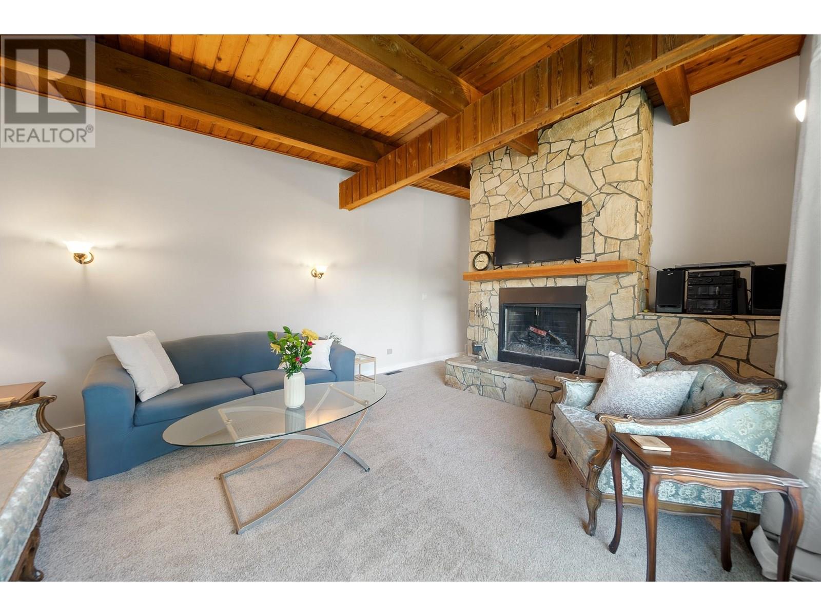 2190 Okanagan Avenue Se, Salmon Arm, British Columbia  V1E 1H4 - Photo 8 - 10345998