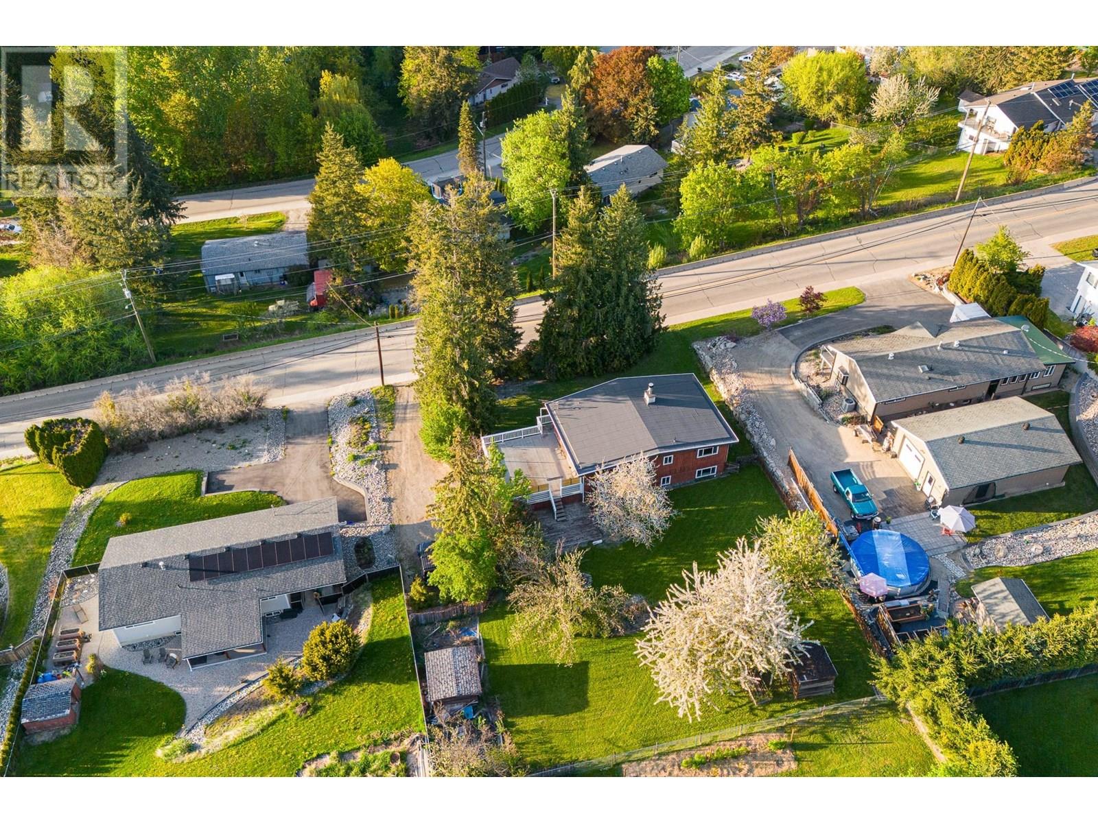 2190 Okanagan Avenue Se, Salmon Arm, British Columbia  V1E 1H4 - Photo 39 - 10345998