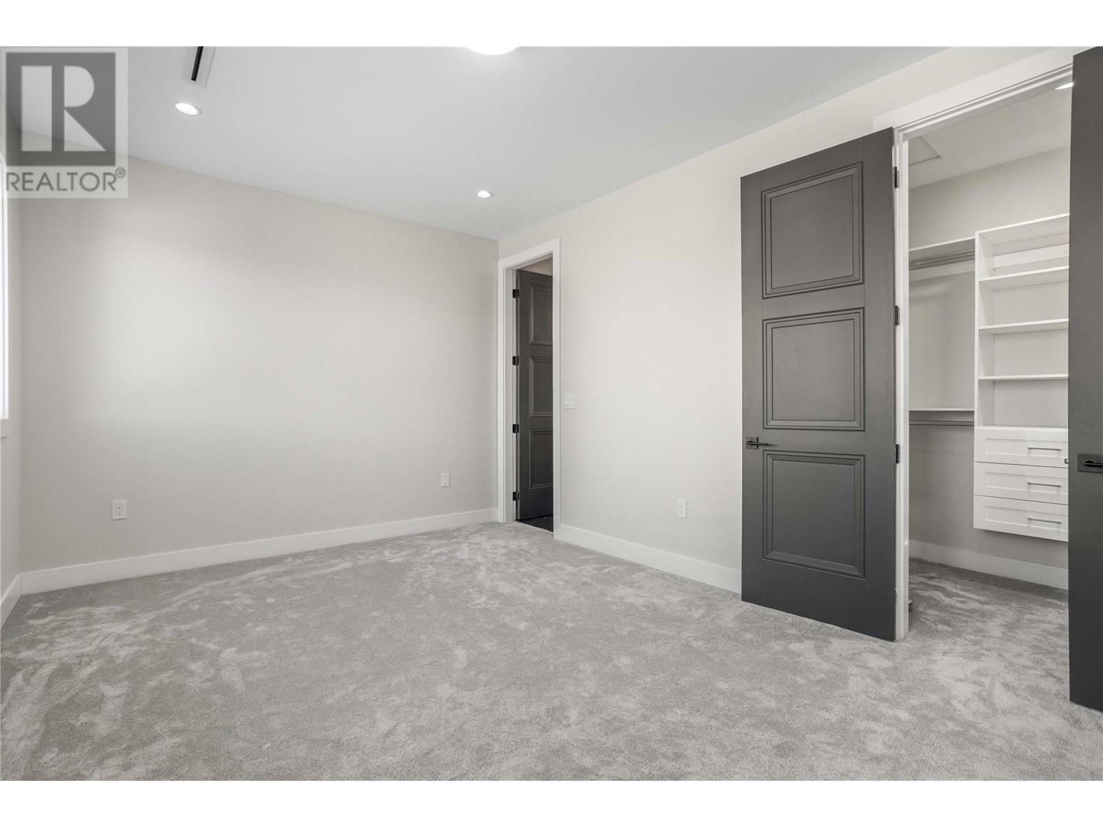 647 Carnoustie Drive, Kelowna, British Columbia  V1P 1V2 - Photo 32 - 10351290