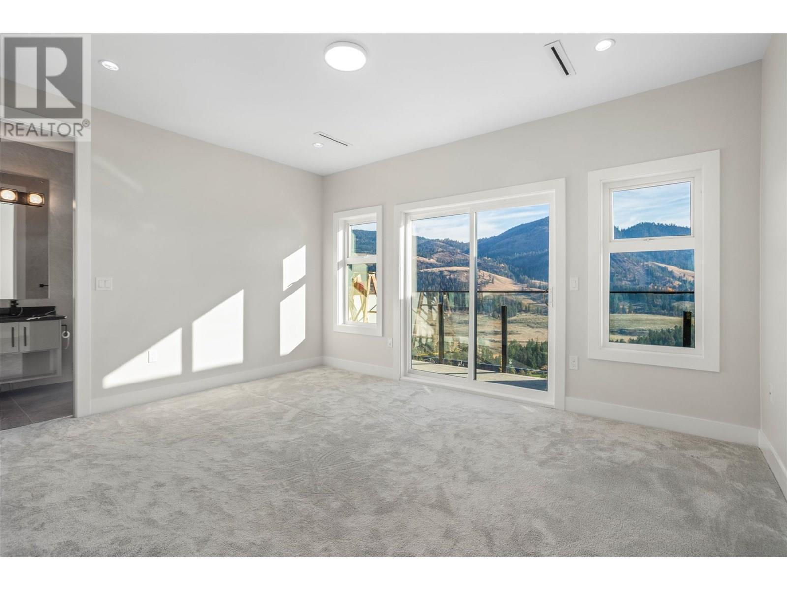 647 Carnoustie Drive, Kelowna, British Columbia  V1P 1V2 - Photo 30 - 10351290