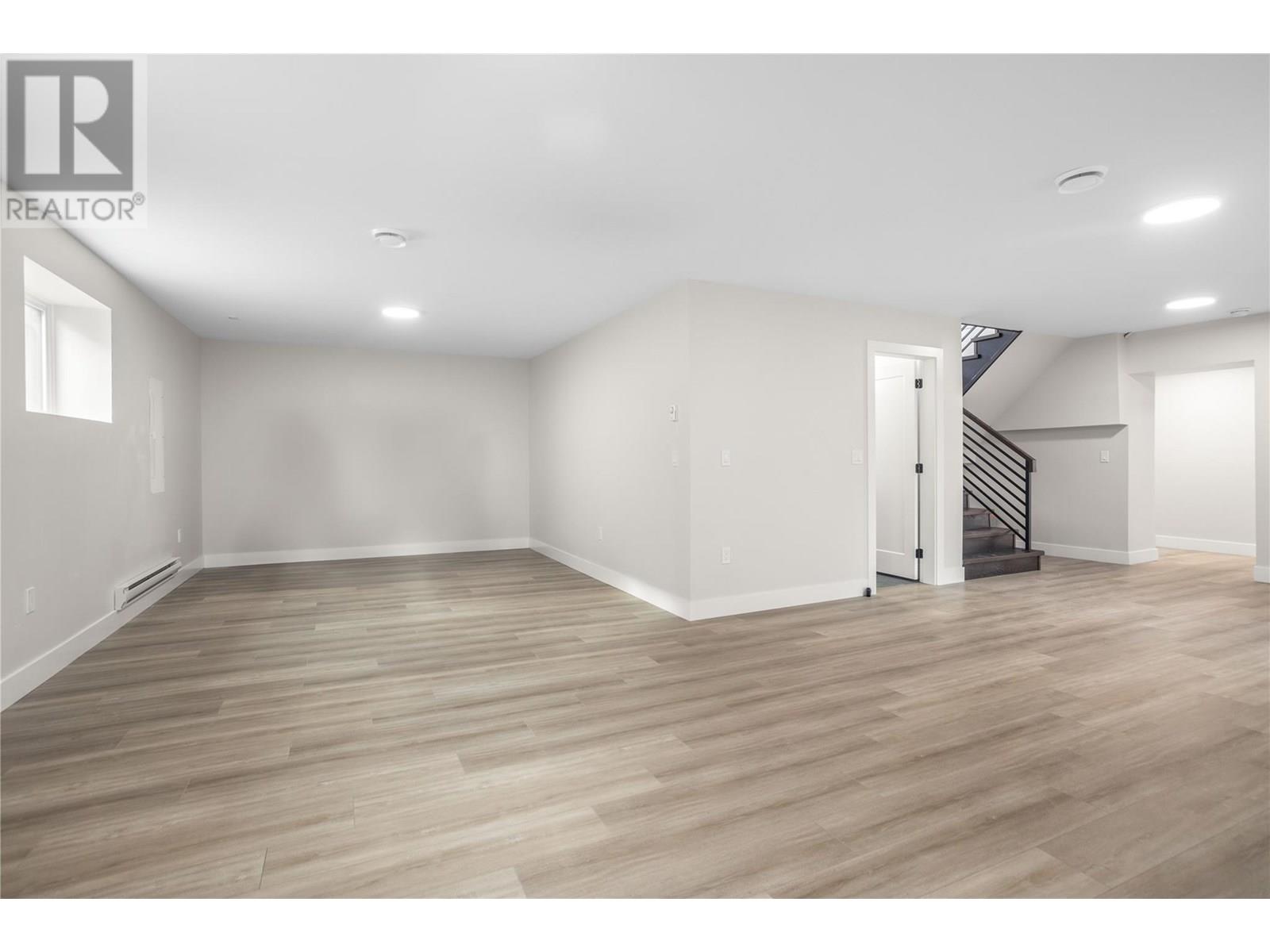 647 Carnoustie Drive, Kelowna, British Columbia  V1P 1V2 - Photo 42 - 10351290