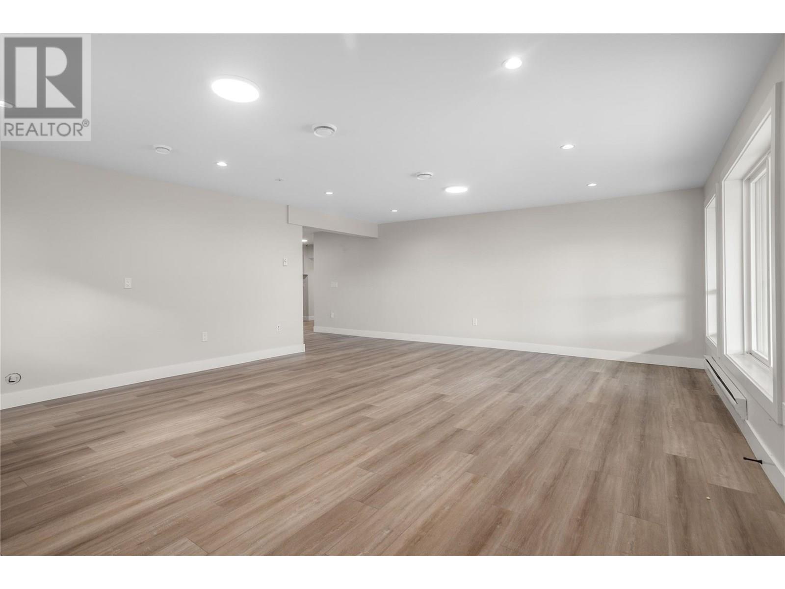 647 Carnoustie Drive, Kelowna, British Columbia  V1P 1V2 - Photo 45 - 10351290