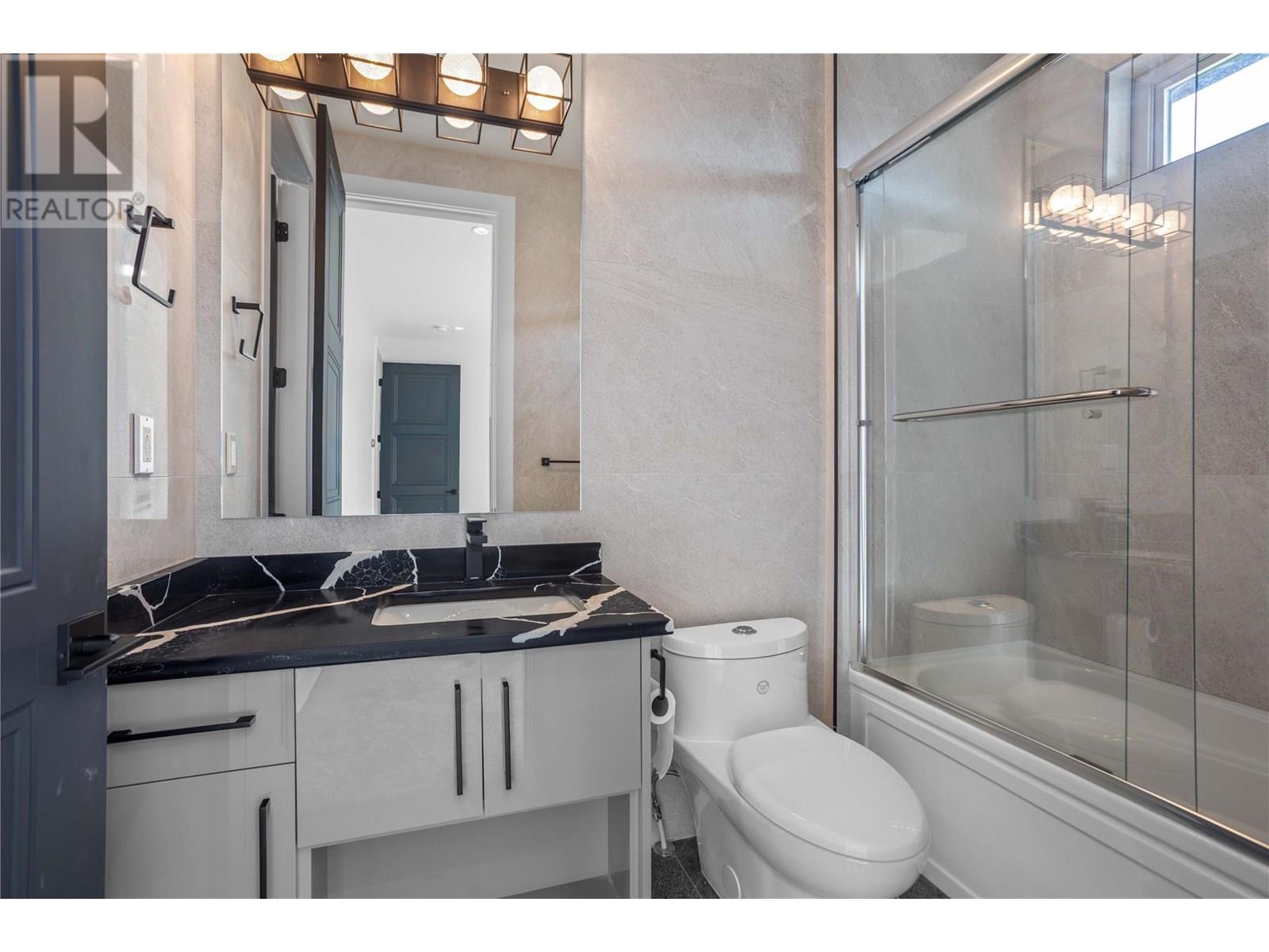 647 Carnoustie Drive, Kelowna, British Columbia  V1P 1V2 - Photo 36 - 10351290