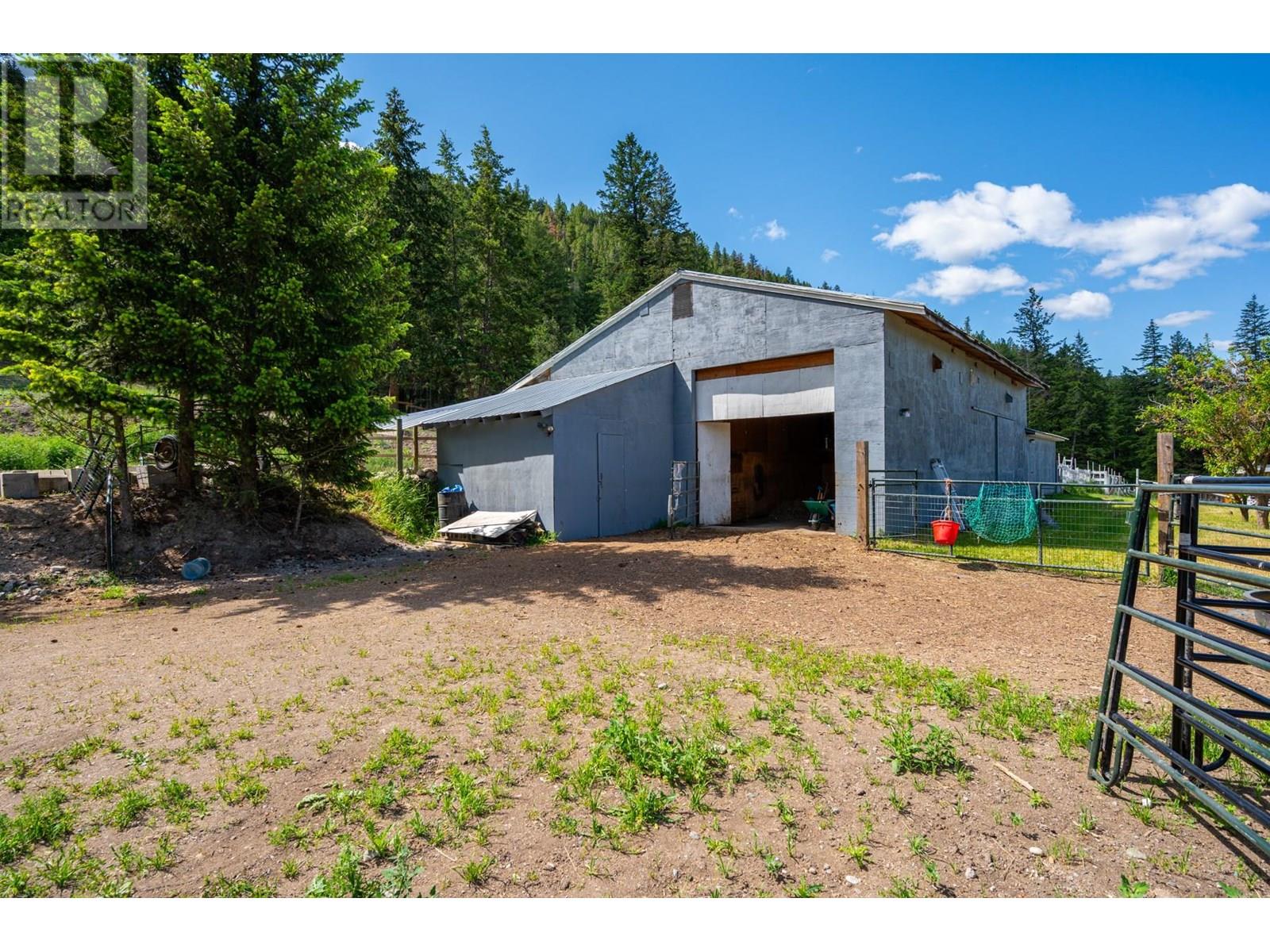 6668 Kamloops Vernon (Hwy 97) Highway, Westwold, British Columbia  V0E 3B1 - Photo 52 - 10351604