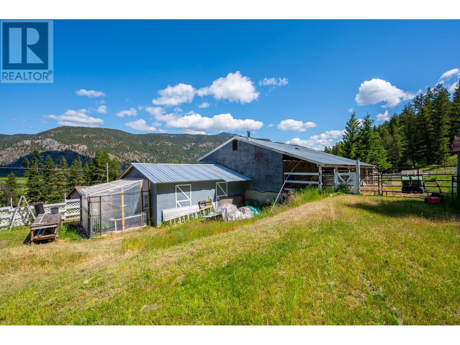 6668 Kamloops Vernon (Hwy 97) Highway, Westwold, British Columbia  V0E 3B1 - Photo 60 - 10351604