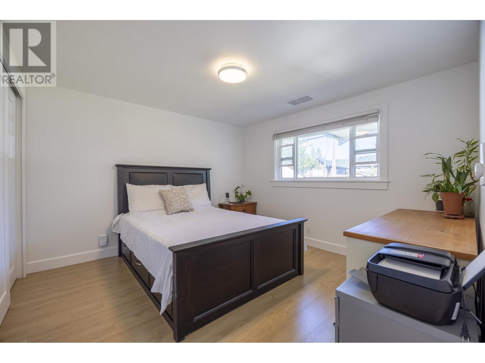 931 Sperling Avenue, Burnaby, British Columbia  V5B 4H7 - Photo 12 - R3013062