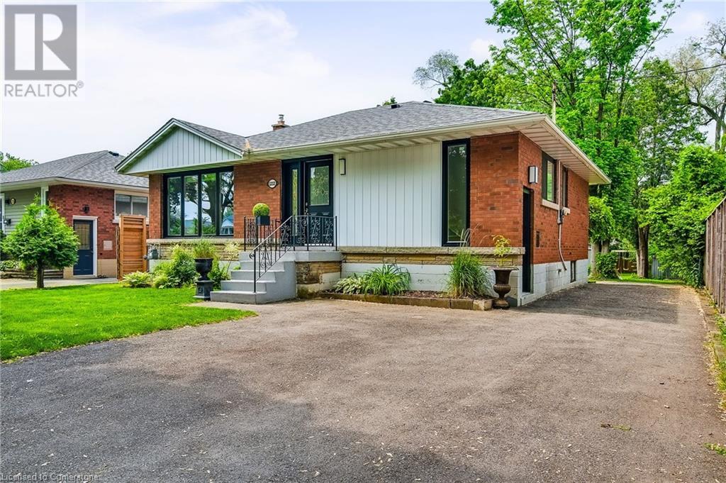 1232 Homewood Drive, Burlington, Ontario  L7P 2M4 - Photo 2 - 40739625
