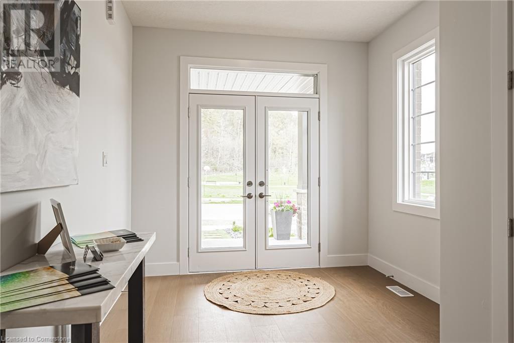 Property at 208 BENNINGER Drive image 3