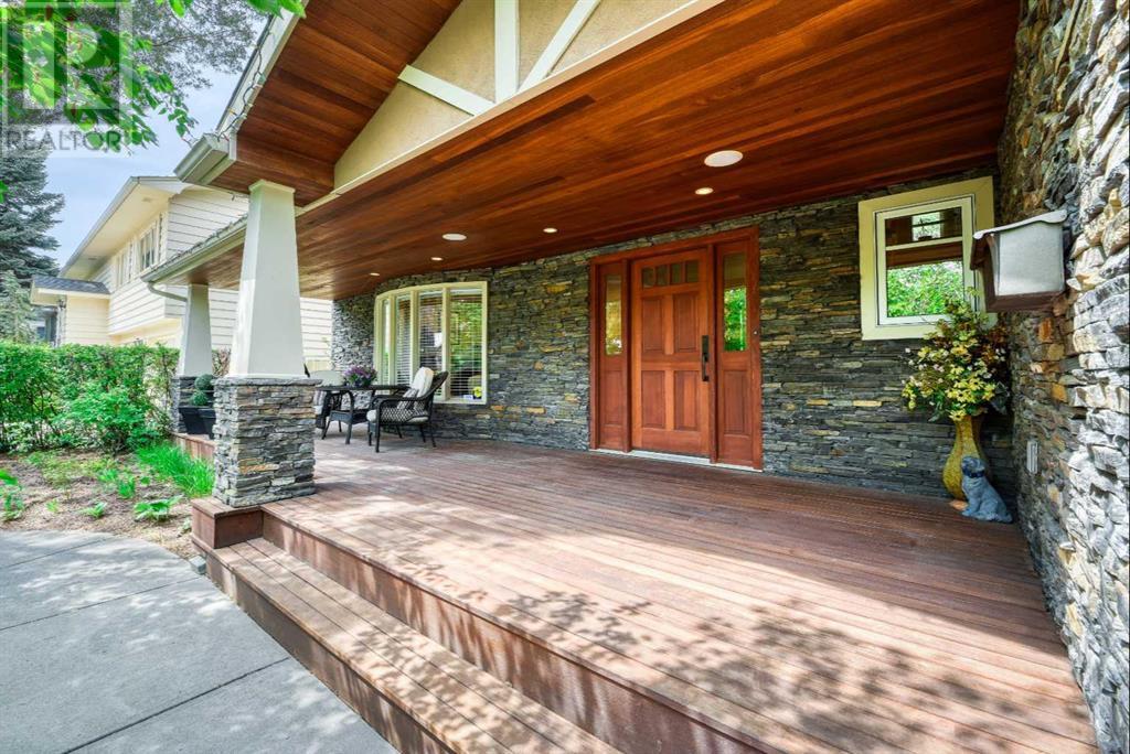 Property at 6948 Livingstone Drive SW image 3