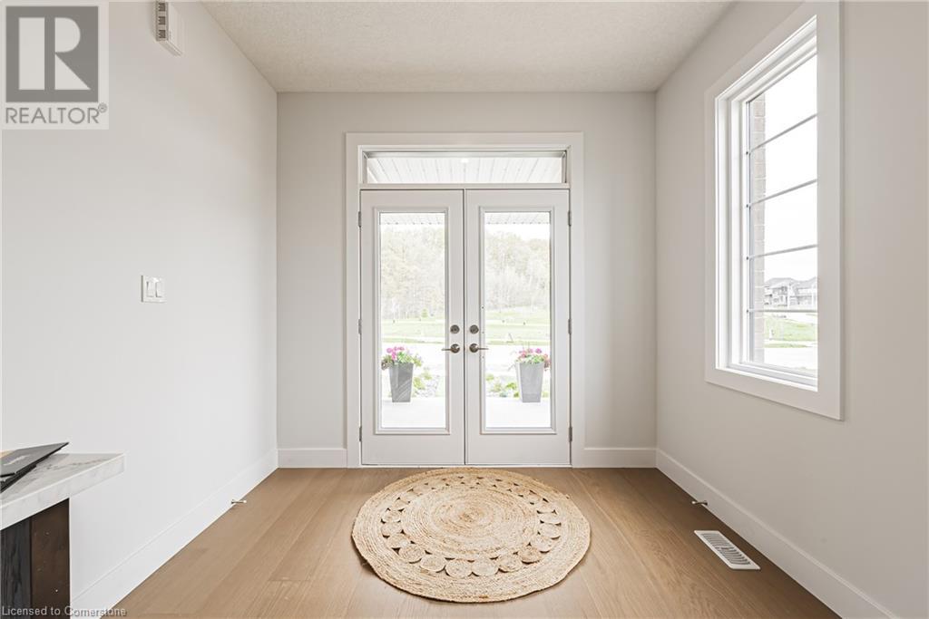 546 Benninger Drive, Kitchener, Ontario  N2E 0E9 - Photo 2 - 40738134