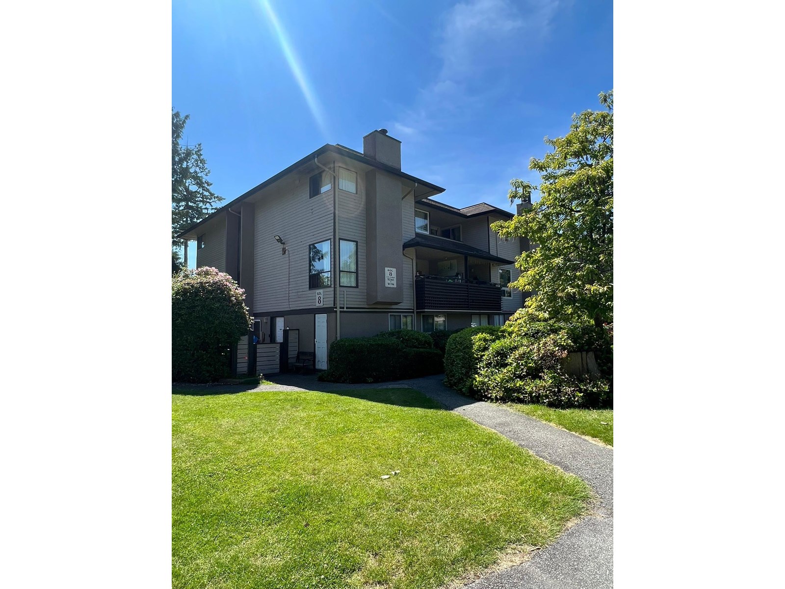 10580 HOLLY PARK LANE, Surrey, British Columbia
