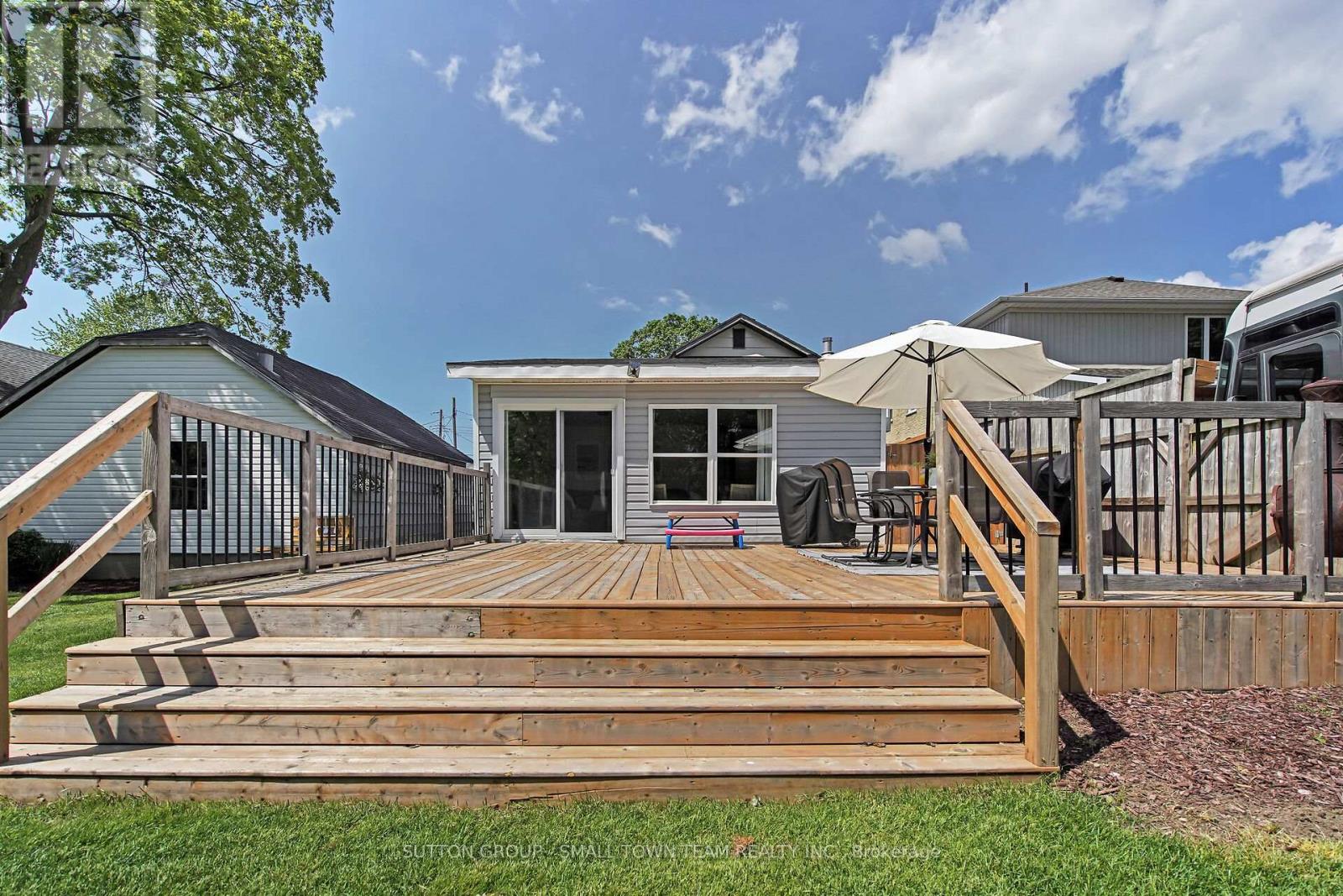 83 John Street W, South Huron, Ontario  N0M 1S1 - Photo 27 - X12180713