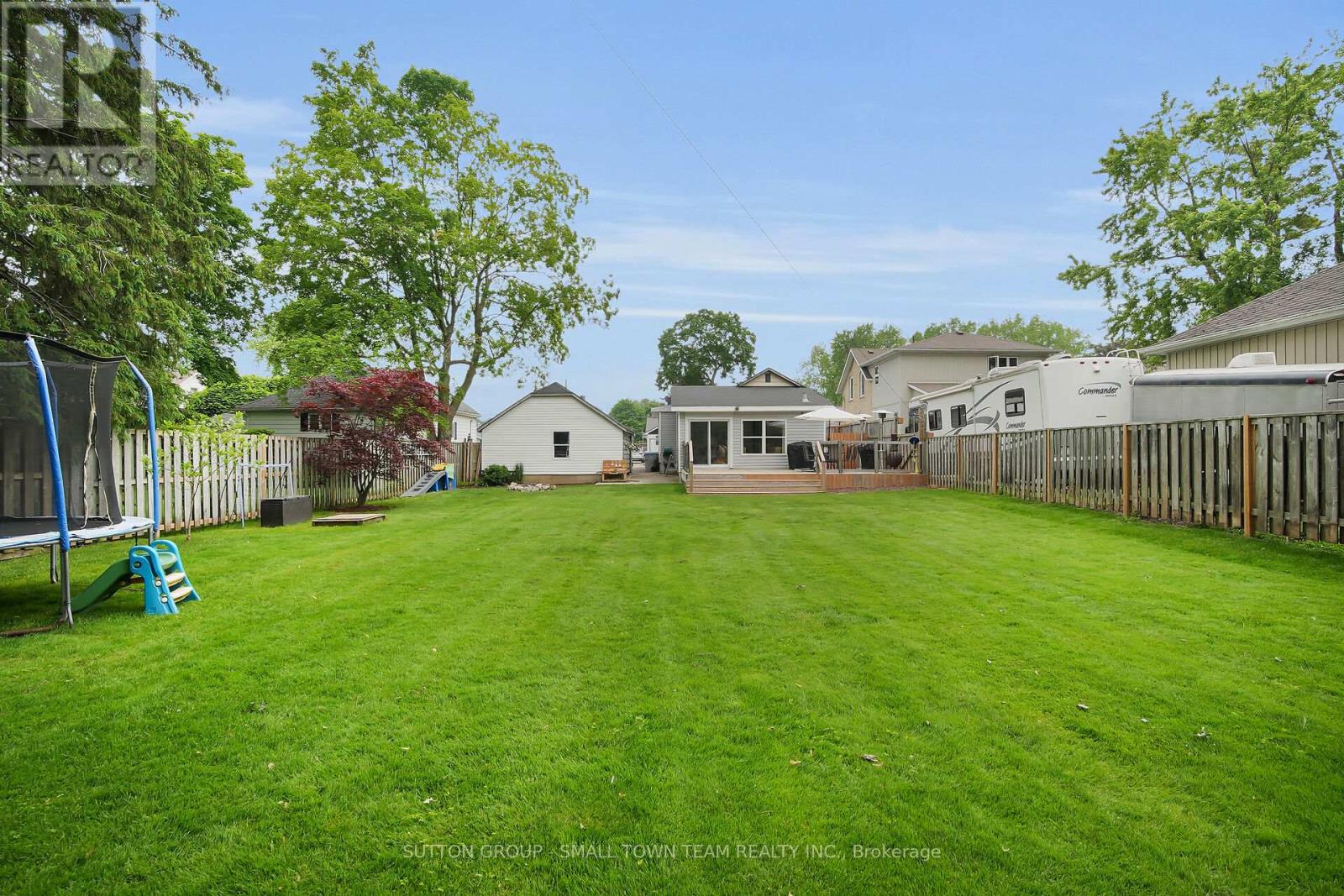 83 John Street W, South Huron, Ontario  N0M 1S1 - Photo 35 - X12180713
