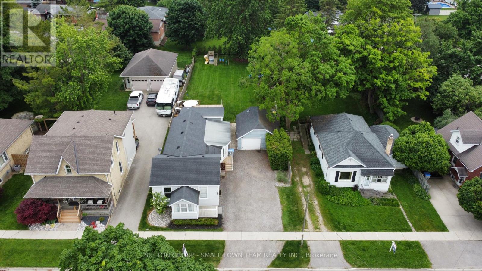 83 John Street W, South Huron, Ontario  N0M 1S1 - Photo 38 - X12180713