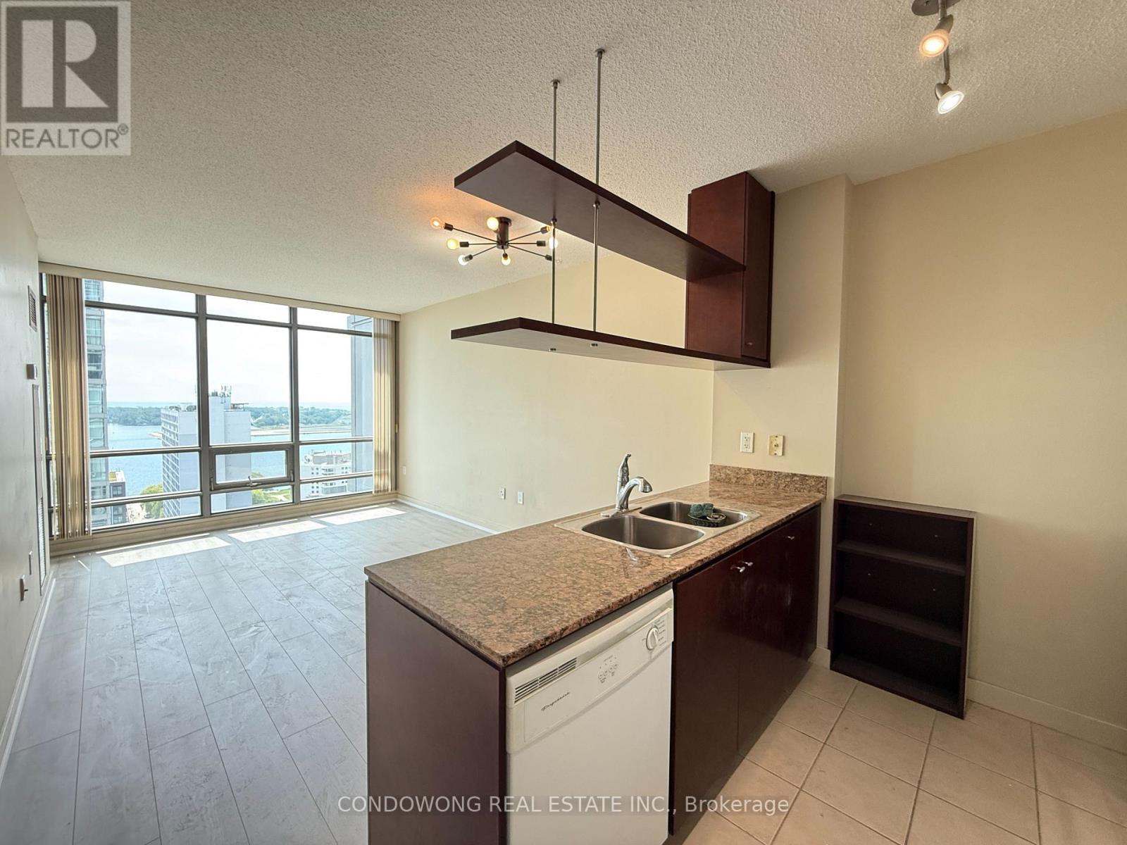 2310 - 3 Navy Wharf Court, Toronto, Ontario  M5V 3V1 - Photo 1 - C12210446